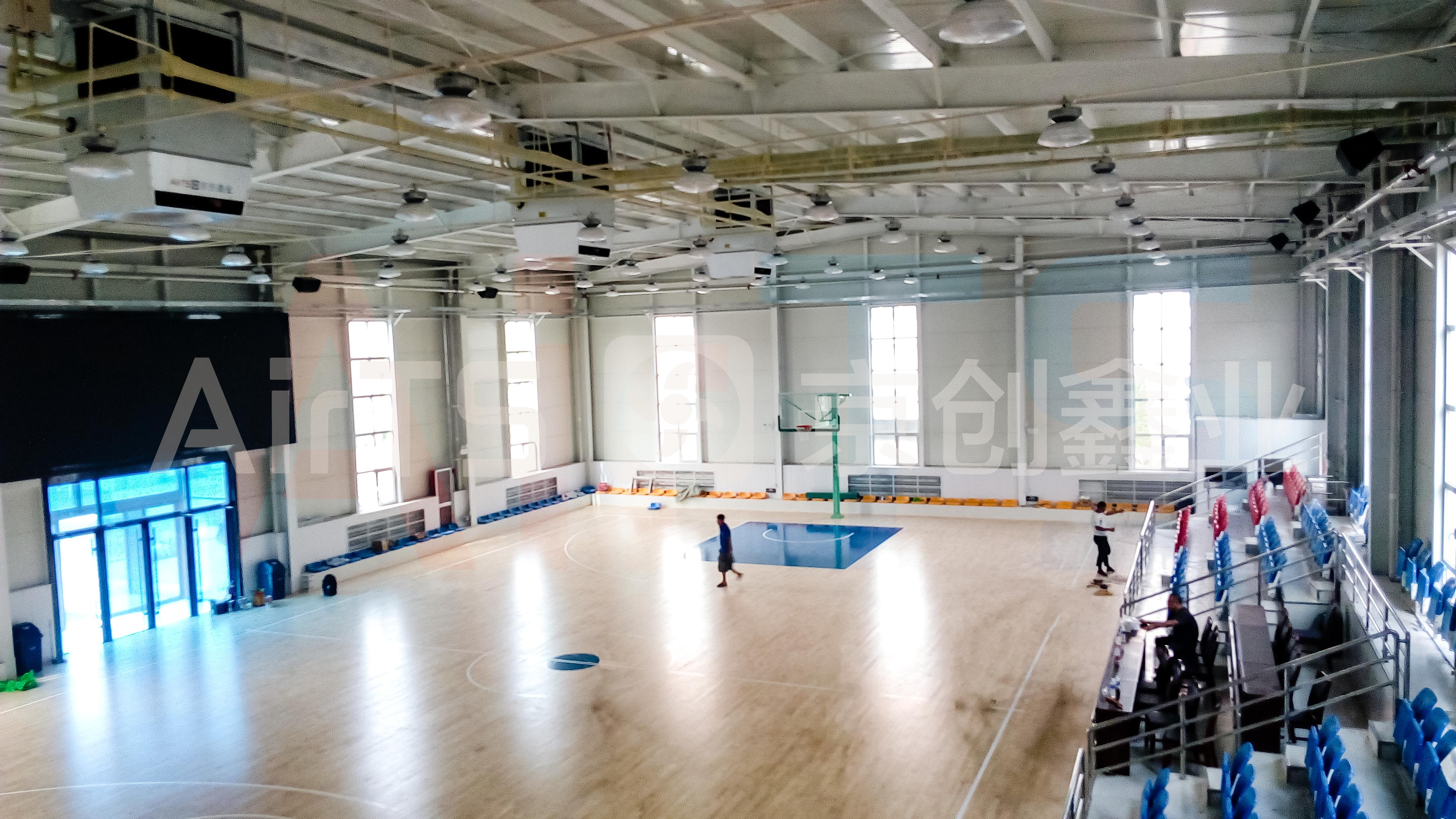 體育場館采暖降溫應(yīng)用展示—AirTS京創(chuàng)鑫業(yè)高大空間專用多聯(lián)空調(diào)